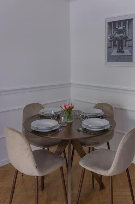 The Smile House // Bussy-Saint-Georges Apartment Luaran gambar