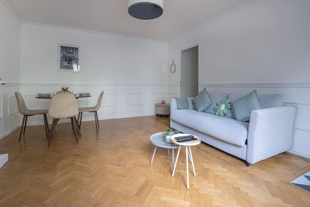 The Smile House // Bussy-Saint-Georges Apartment Luaran gambar